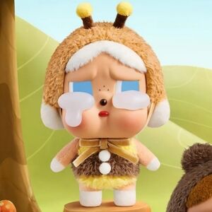 POP MART CRYBABY Crying Again Series-Vinyl Face Plush - I'll Bring You a Flower